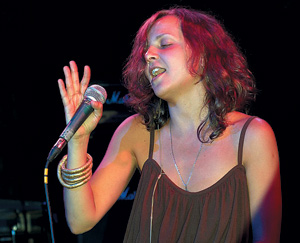 ��������